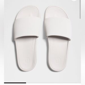 lululemon athletica Reatful Slide Sandals